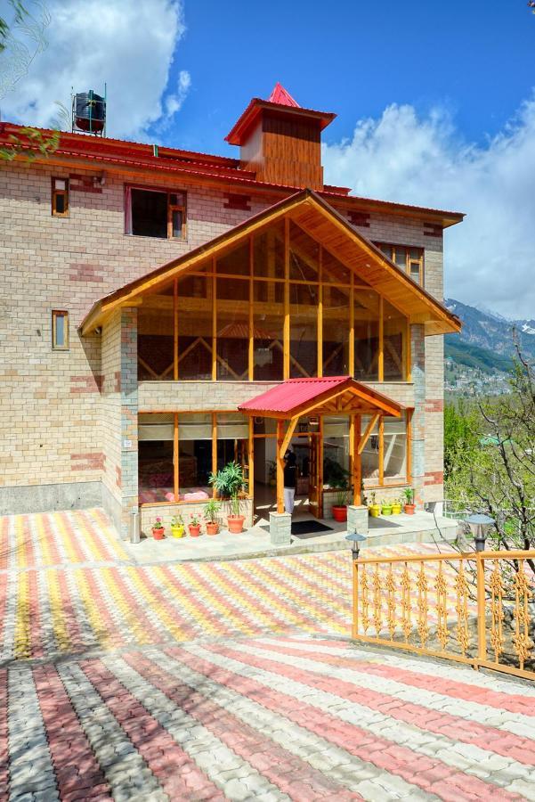 Clarks Inn Suites, Manali Exterior photo